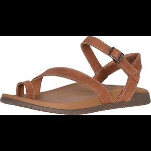 Chaco Women’s Tulip Sandal - Toffee size 6